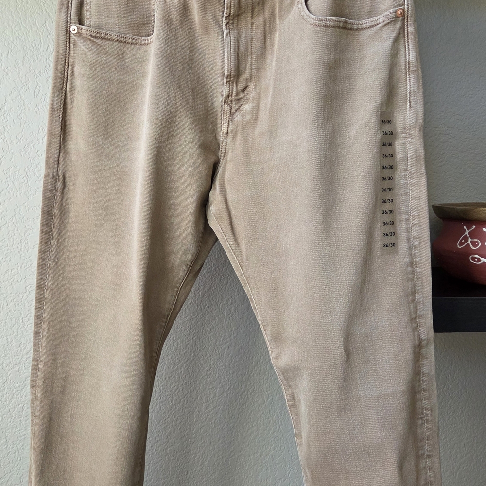 American Eagle Outfitters Men's Athletic Fit Jeans in Light Brown 36 Waist